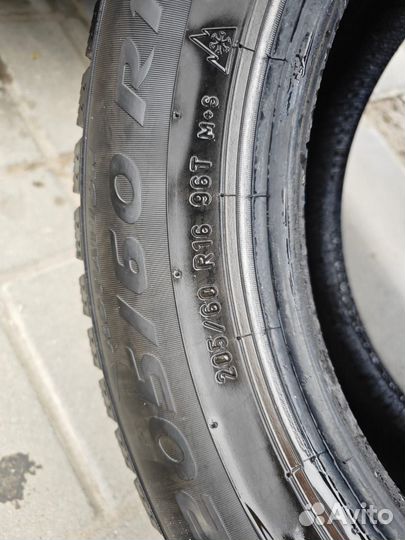 Pirelli Ice Zero 205/60 R16