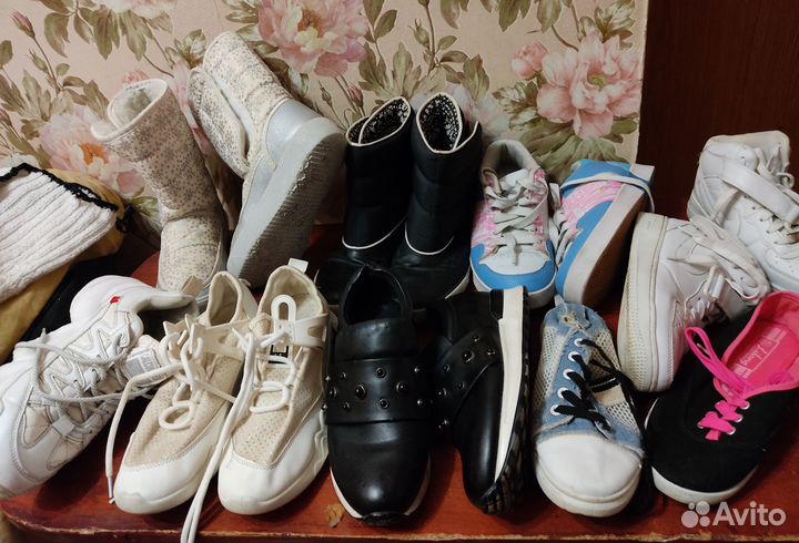 Обувь женская 37(23, 5)