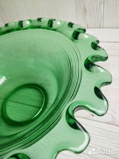 Салатник. Конфетница. Ваза. Зелёное стекло. СССР