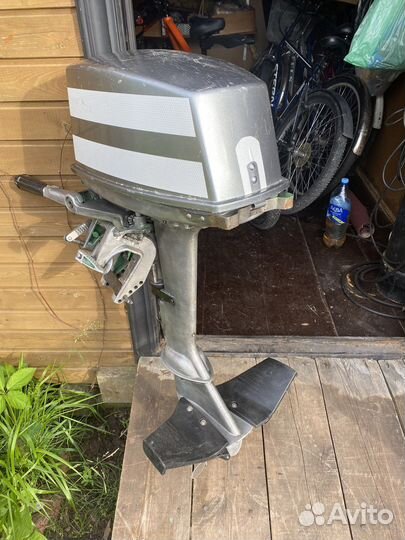 Лодка надувная с мотором