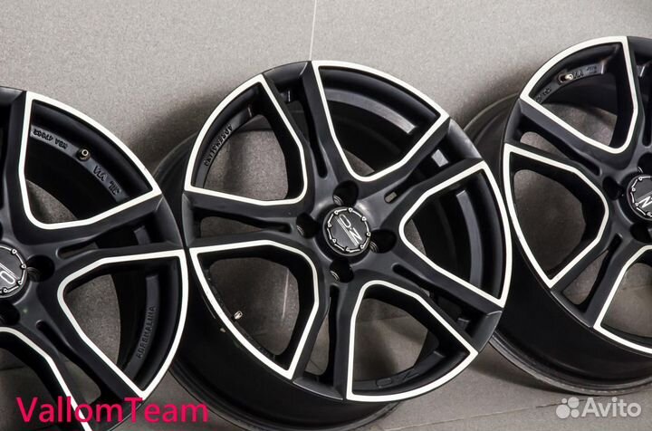 Лот M28293 Фирменные 17-е диски OZ adrenalina