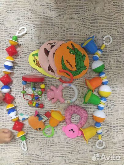 Развивающие игрушки