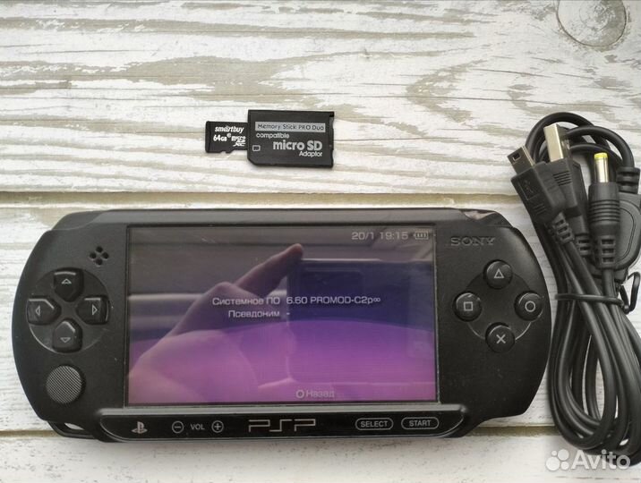 Sony PSP e1008 прошита, карта памяти 64gb