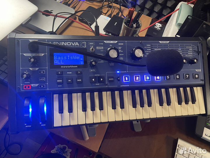 Novation mininova
