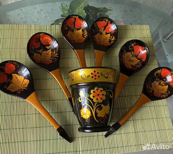 Деревянные ложки хохлома