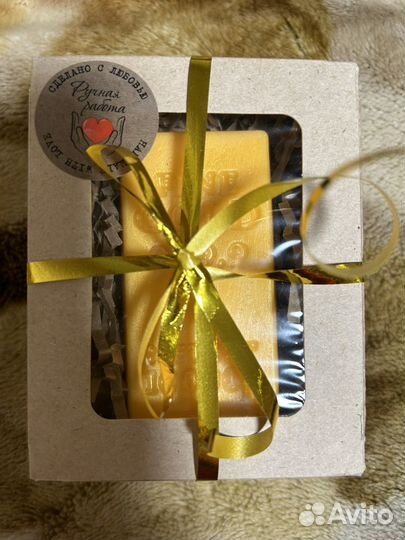 Подарок из мыла ручной работы