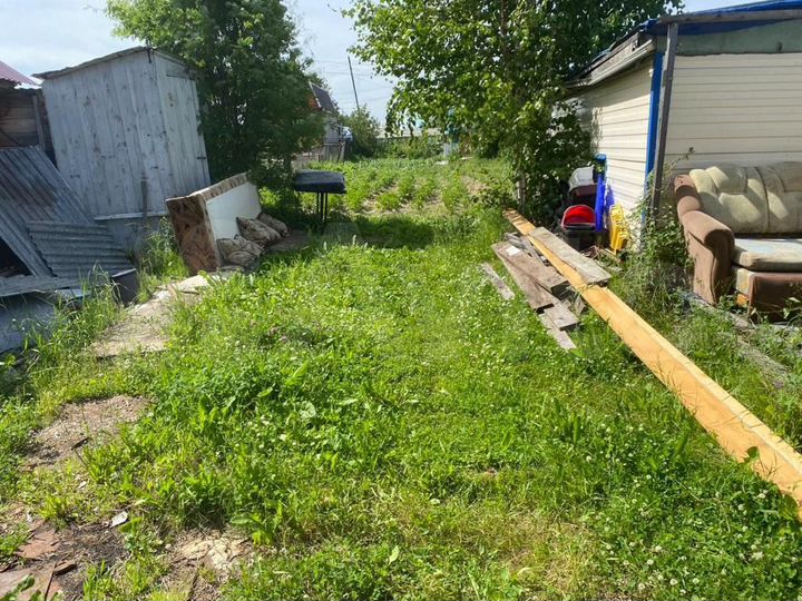 Дача 20 м² на участке 8 сот.