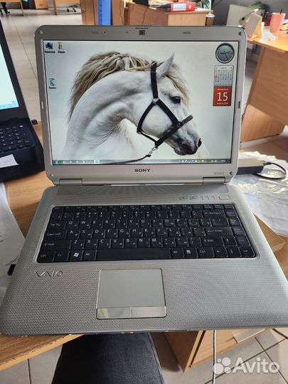 Ноутбук Sony vaio pcg7164p