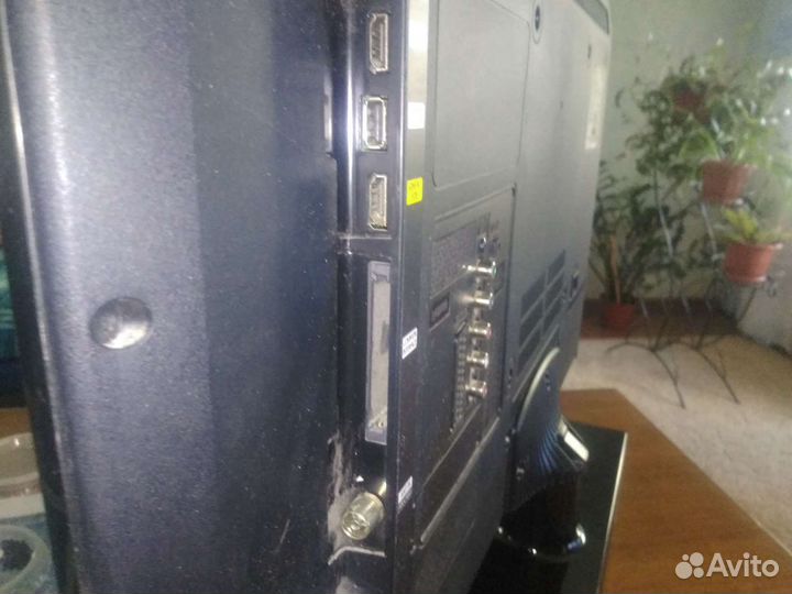 Телевизор на запчасти