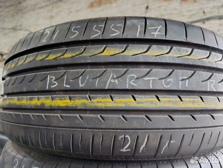 Yokohama BluEarth RV-02 215/55 R17 109M