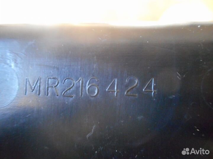 Ящик передней консоли Mitsubishi Legnum (96-02 год