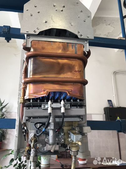 Газовая колонка нева