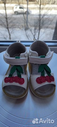 Сандали,сабо, кросовки, ботиночки