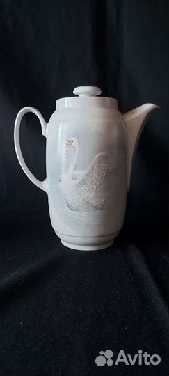 Редкий кофейник лебедь Молдавский фарфоровый завод