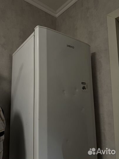 Холодильник beko