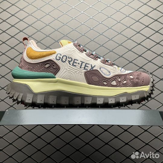 Moncler Trailgrip Gore-Tex