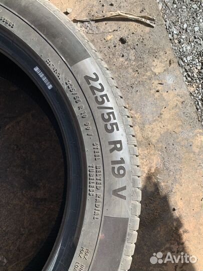 Continental ContiUltraContact UC6 225/55 R19 99V