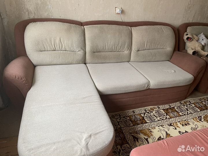 Диван и кресло бу