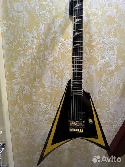 Edwards alexi e-al 128 arrow head