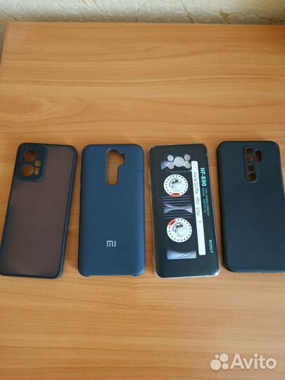 Чехлы на телефоны Xiaomi