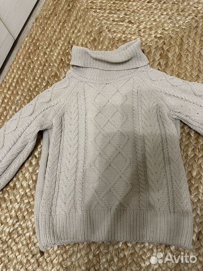 Свитер детский бежевый 98-104