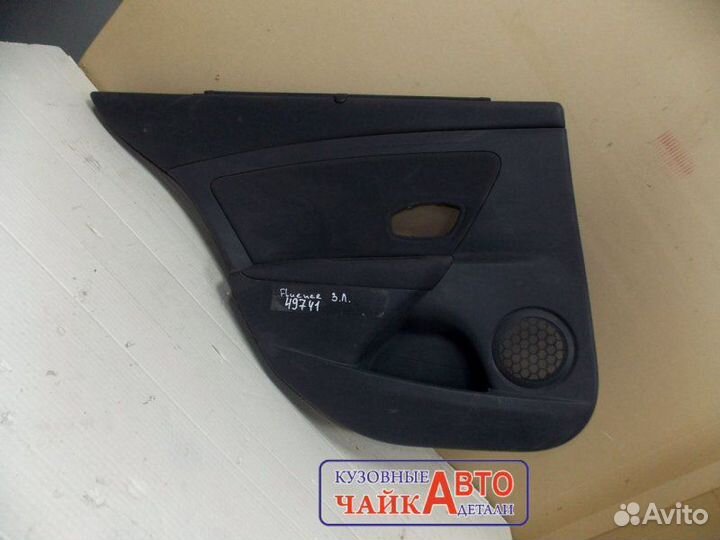 Обшивка двери задняя левая Renault Fluence