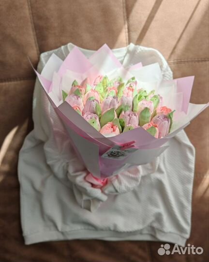 Букет цветов на 8 марта из зефира