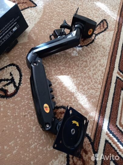 Крепление для монитора