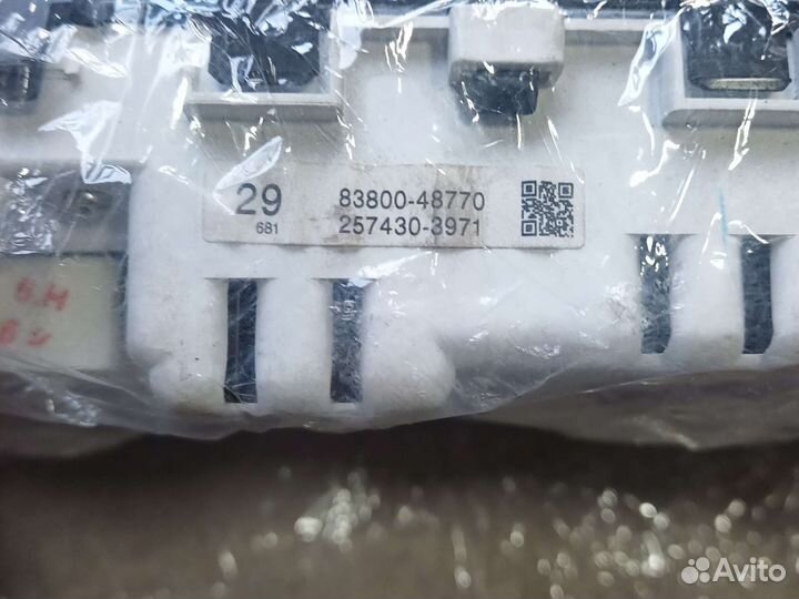 Щиток приборов Lexus RX 300 330 350 400