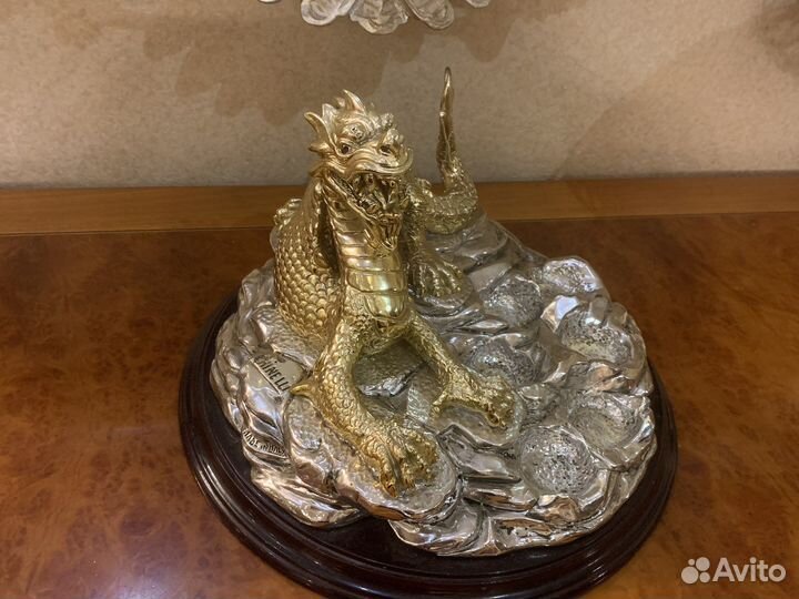 Китайский дракон коллекционный