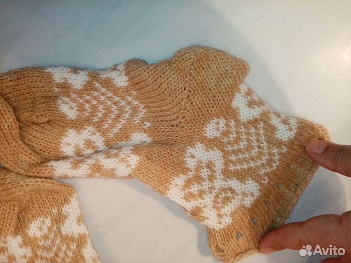 Носки и нитки