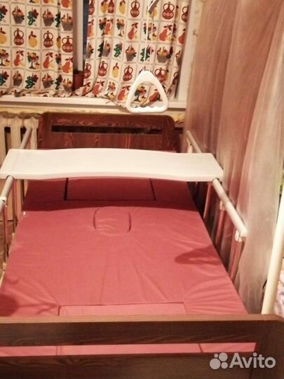 Кровать для лежачих, электрическая