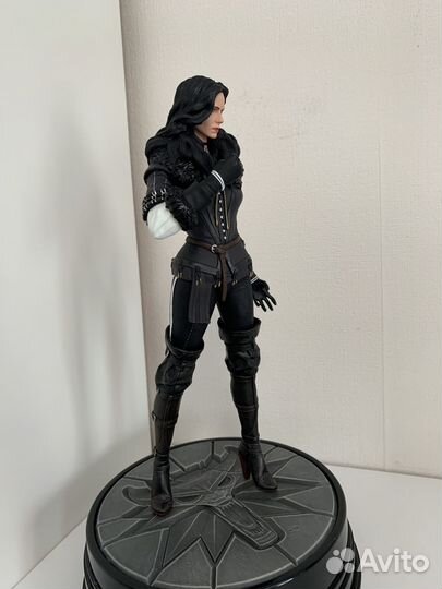 Фигурка ведьмак 3 Йеннифэр из Венгерберга