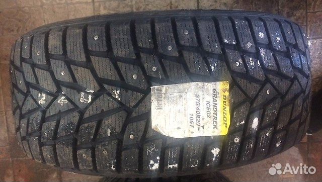 Dunlop Grandtrek Ice 02 315/35 R20 и 275/40 R20 110T