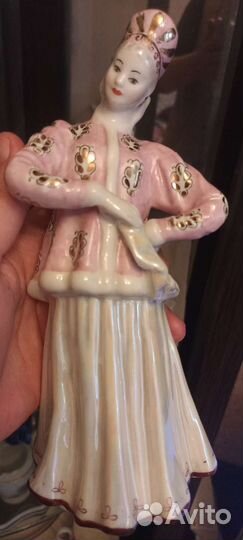 Статуэтка Лебедушка