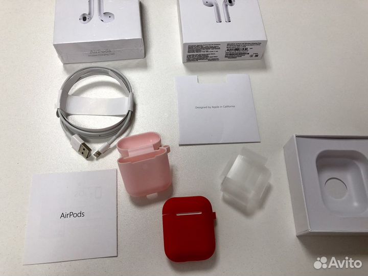 AirPods новые + чехол в подарок
