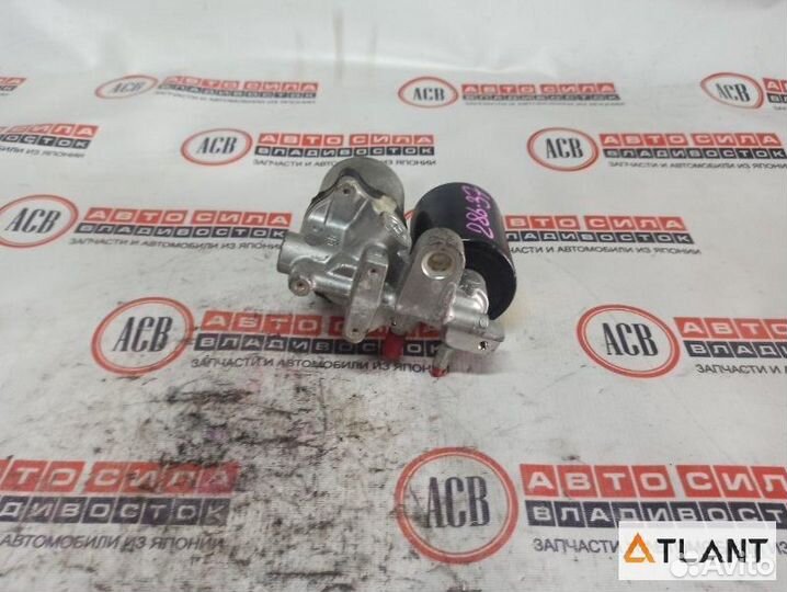 Блок abs toyota prius