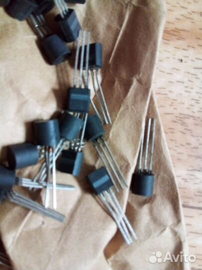 Транзистор кт3117А