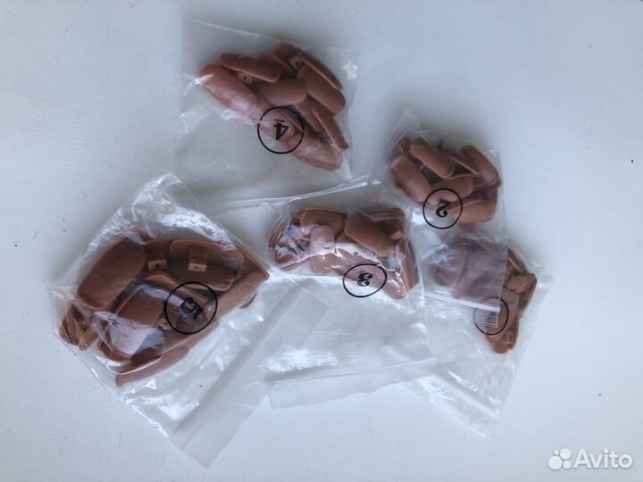 Практикуйте руку для изучения маникюра