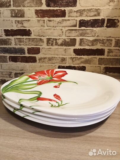 Комплект тарелок