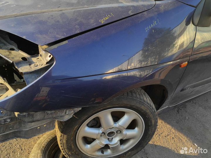 Крыло переднее левое Renault scenic 1 рест