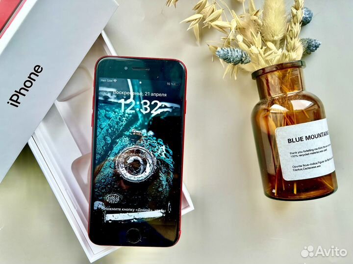 iPhone 8, 64 ГБ
