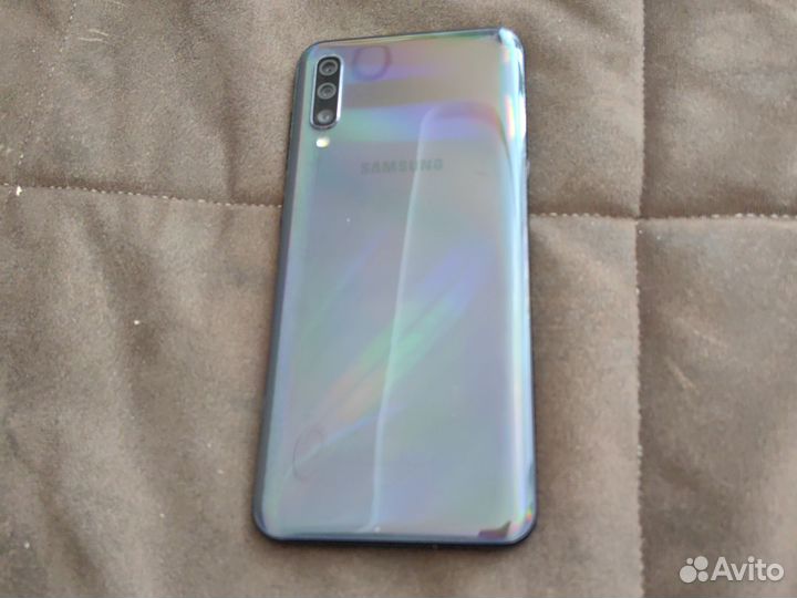 Samsung Galaxy A50, 6/128 ГБ