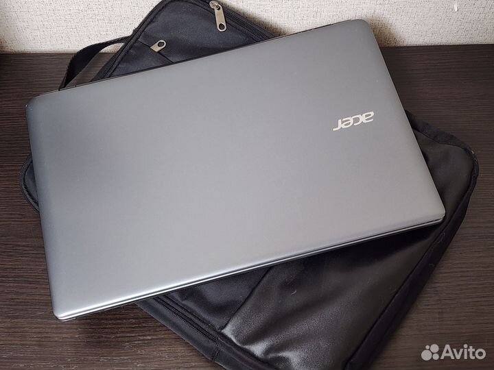 Acer E1 core i7 3.0 GHz