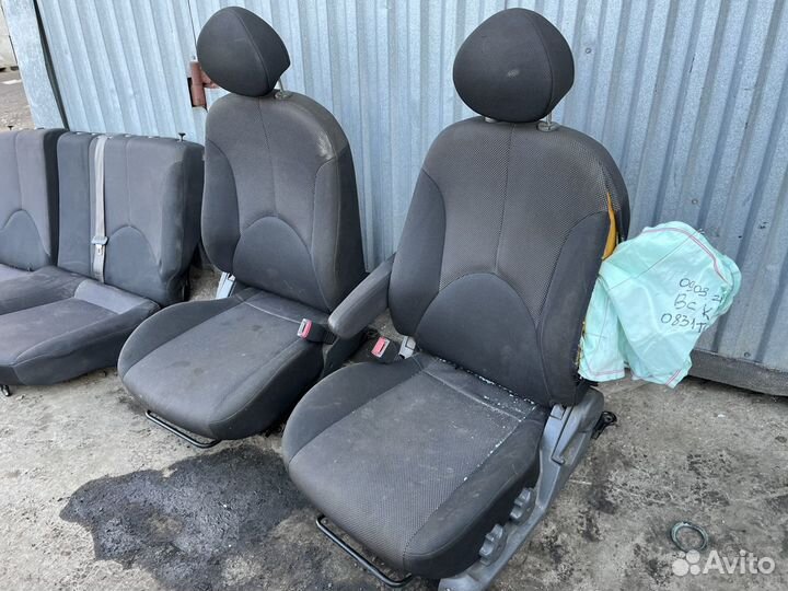 Сидение пассажирское kia rio 2