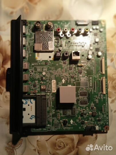 Майн плата телевизора EAX 66207203(1.0)