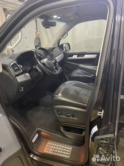 Volkswagen Multivan 2.0 AMT, 2018, 201 000 км
