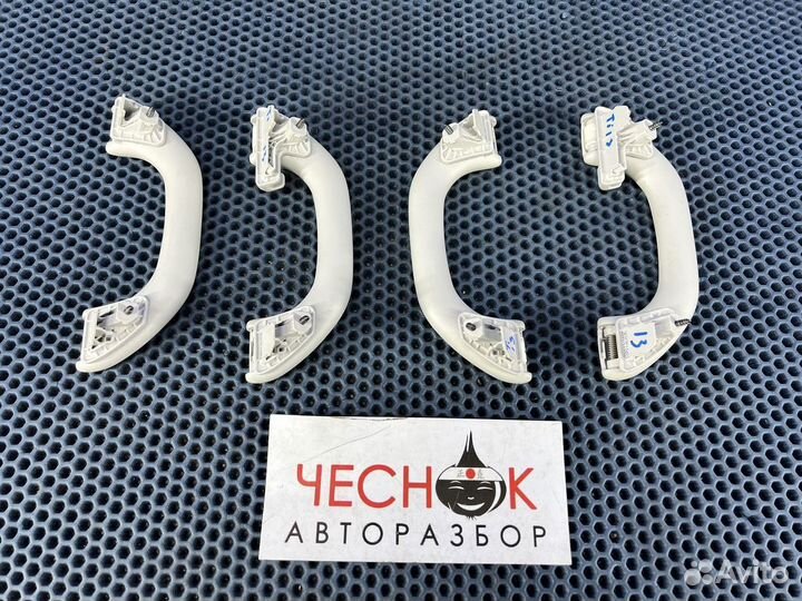 Ручка потолочная Tiguan Тигуан Golf Passat