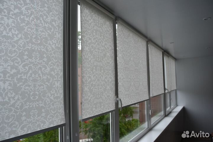 Рулонные шторы с фиксацией на магнитах (в размер)