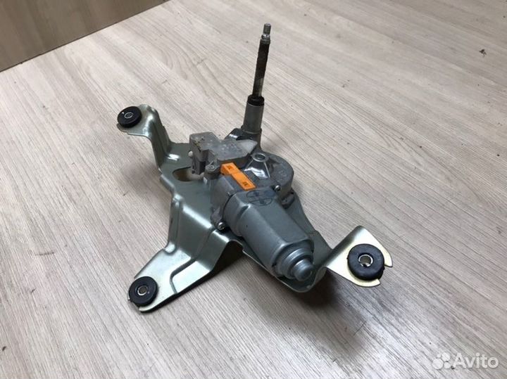 Мотор стеклоочистителя задний Nissan Ниссан